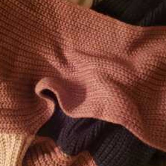 Multi Color Cut And Sew Drop Shoulder Crop Sweater - Picture 8 of 8